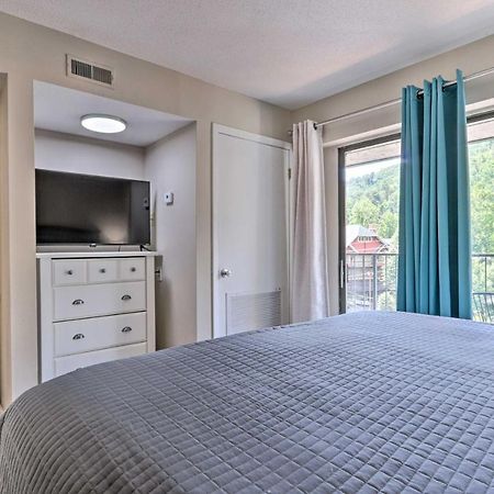 Gatlinburg Condo Walk To Downtown Attractions! Exterior photo
